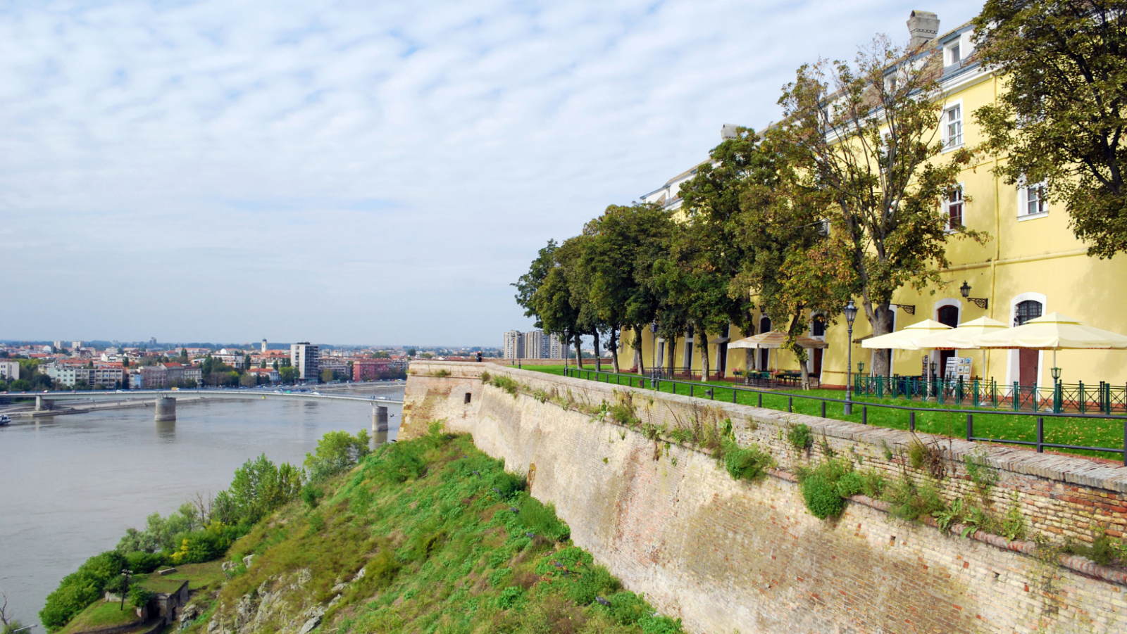  Novi Sad i Petrovaradin - Starline putnička agencija